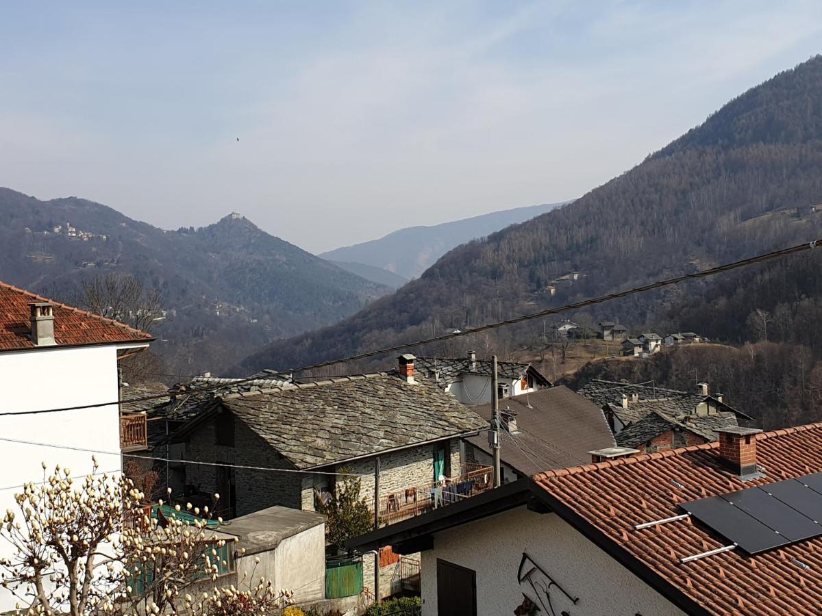 Casa Le Rondini Lägenhet Mezzenile Exteriör bild