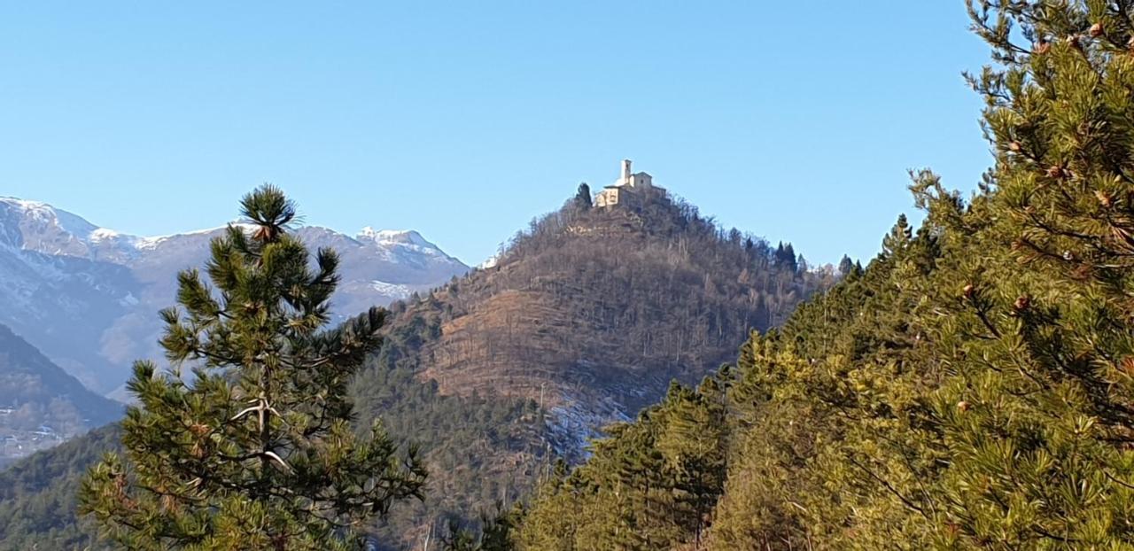 Casa Le Rondini Lägenhet Mezzenile Exteriör bild